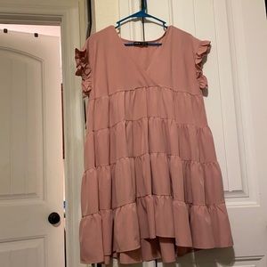 Selling a women’s dress size L.